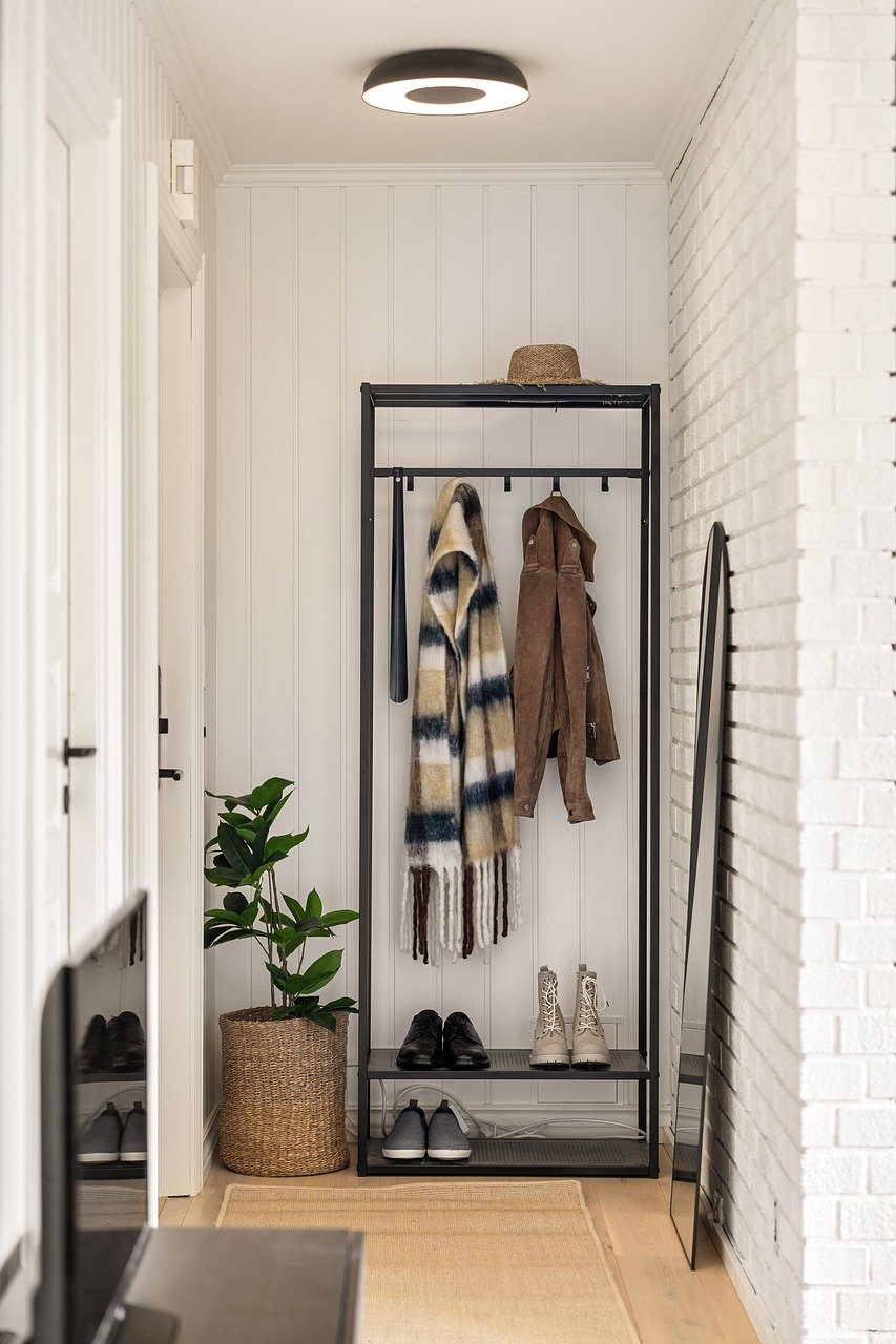 Kapstok met schoenenrek | Heb je meer nodig dan alleen een kapstok? Kijk hier naar kapstokken met schoenenrekken